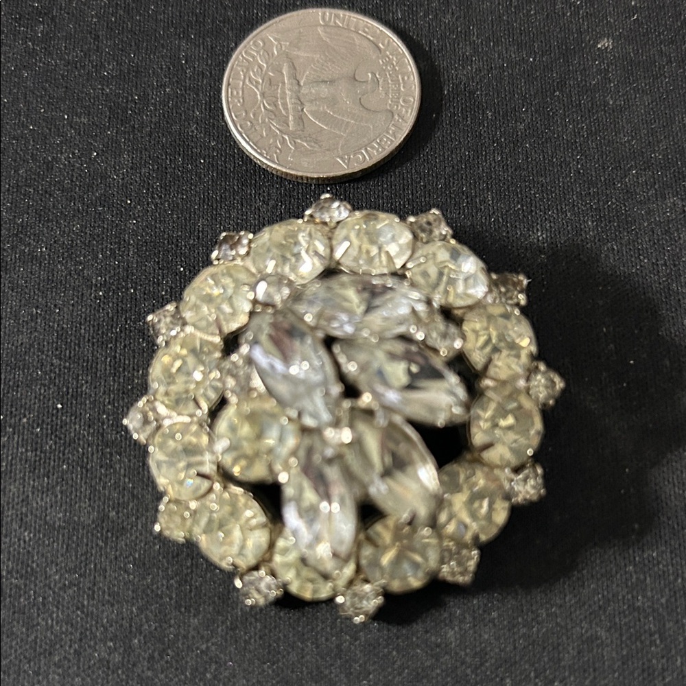 Crystal Round Cluster Brooch Pin - Silver Tone